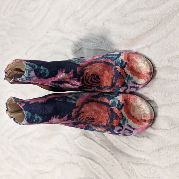 Katy Perry Collections Shoes - NWT Katy Perry Floral Boots